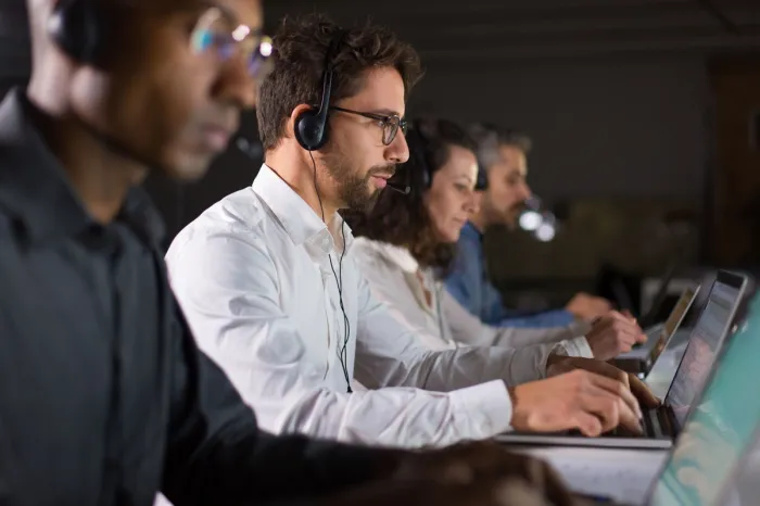 trabalho entre humanos e Inteligência Artificial